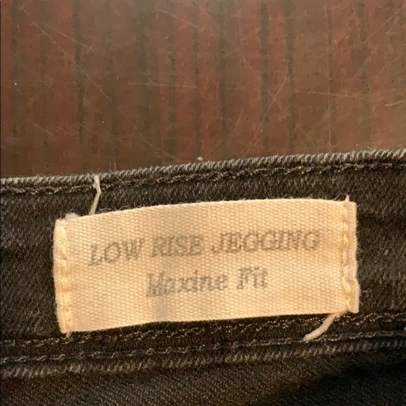 Ladies Guess jegging capris - Picture 4 of 9